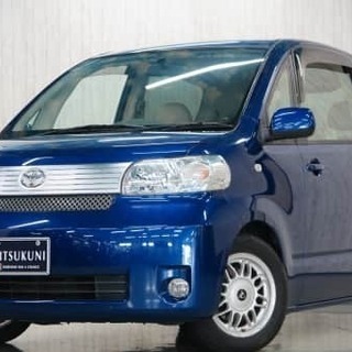 この夏は、鮮やかなブルーの車で映えませんか☆？？