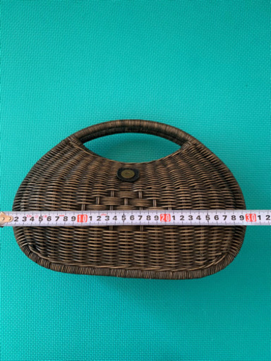 籐のバック