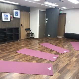 神田駅徒歩1分のレンタルスタジオ『Y-STUDIO』！1時間2000円（税込み）ダンス・ヨガ教室・楽器演奏・舞台練習使い方多数！の画像