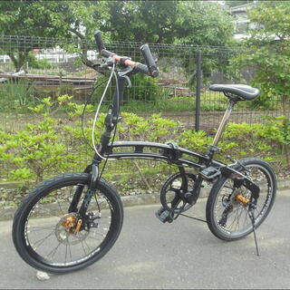 ★★　【ドッペルギャンガー　折畳スポーツミニベロ】　前後タイヤ・サドル新品交換！フロントディスクブレーキ！　シマノ７速！　お届け可能です！　★★ 【ドッペルギャンガー 折畳スポーツミニベロ】 前後タイヤ・サドル新品