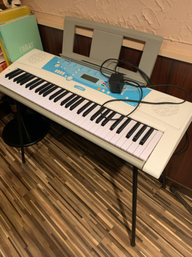 電子ピアノ