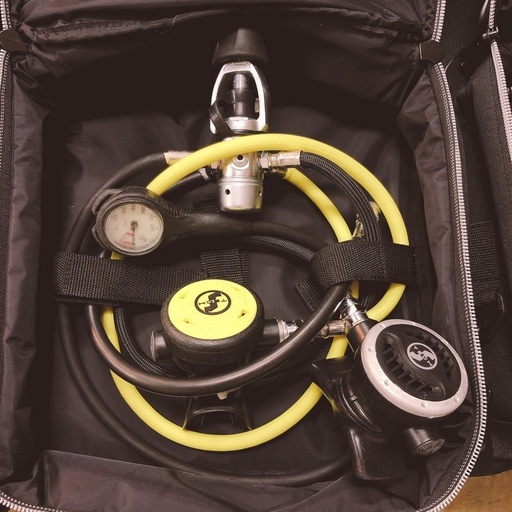 ダイビング用レギュレータセット