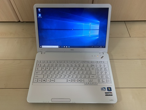 ■■美品！SSD(120GB)&Windows10＆メモリ4GB NEC製ノートPC LaVie G 15.6インチ液晶 DVDドライブ付き 白
