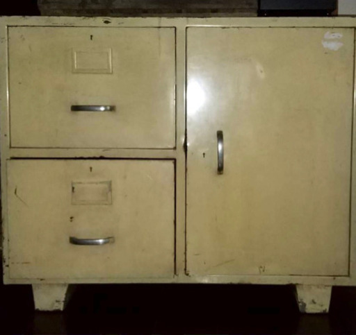 【7/4受け取りに来られる方には5000円で】ヴィンテージキャビネット