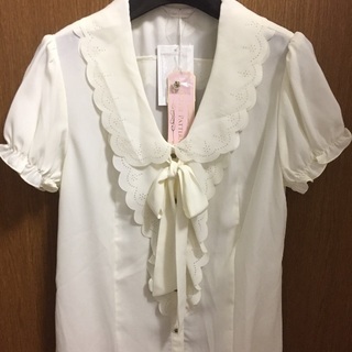 ☆新品☆プライムパターン☆ブラウス☆Mサイズ☆