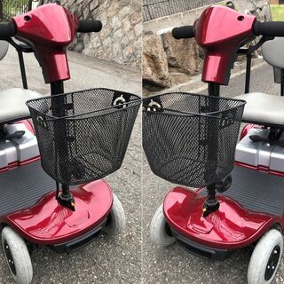 ☆彡ピカピカ☆新車!新古車！KYMCO！mini！電動車いす・車椅子・シニアカー! バッテリー新品付!!小柄なおばあちゃん向き!!お買い得♪簡単に分解してトランクにも収納できます! 