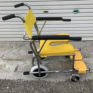 ★発送可★ 介助用車椅子 KAWAMURA KS4 シャワーキャリー 入浴/お風呂/シャワー用 の画像