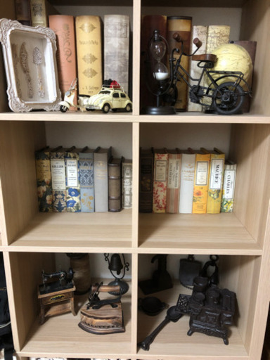 大量の雑貨　日用品