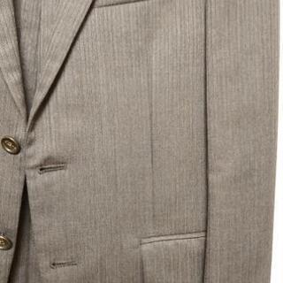 キクチタケオ　グレー　スーツの画像