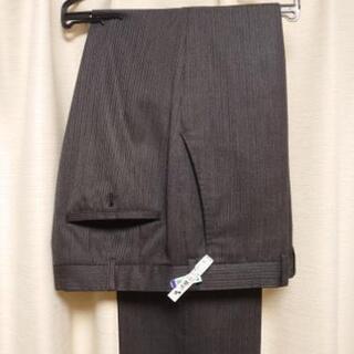 キクチタケオ　グレー　スーツの画像