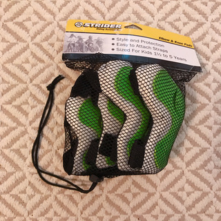 ストライダー サポーター