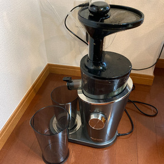 未使用品HUROM ヒューロム スロージューサー アドバンスド100 シルバー 64b2a46302f508828101aec549e28d