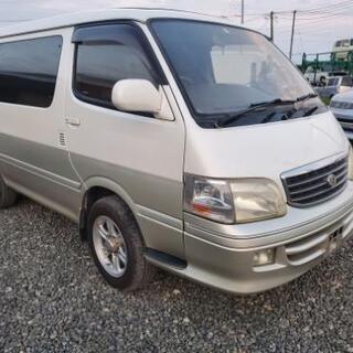 ハイエースディーゼル4WD！100系シリーズ最終後期サンルーフ付き！