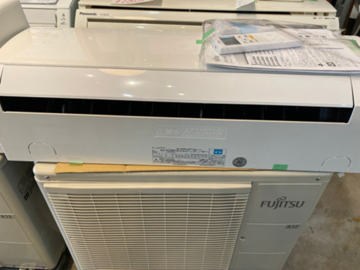 エアコン:富士通ルームエアコン、AS-A226H、2016年製