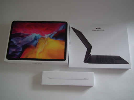 【価格相談OK】Magic Keyboard＆Apple Pencil付iPad Pro 11インチ 第2世代 Wi-Fi 128GB 2020年春モデル(スペースグレイ)