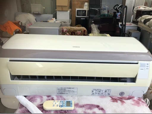 特価商品！！　日立　２．２ｋ（６畳～８畳用）　標準工事費込み！！　３９，９８０円（税込み）