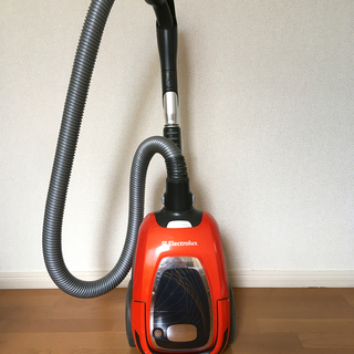 エレクトロラックス　エルゴスリー　掃除機
