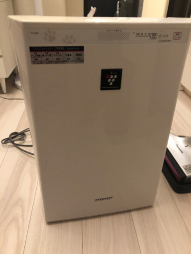 空気清浄機　プラズマクラスタ SHARP