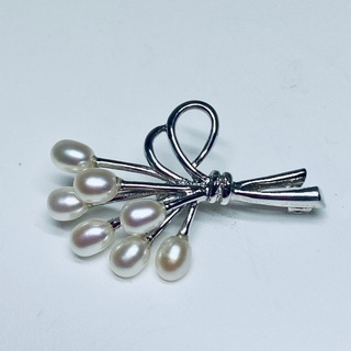 〇 Summer SALE パールシンプルブローチ 〇の画像