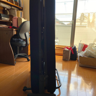 折り畳み可動式ベッドの画像
