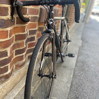 ☆美品☆ 2020モデル　サイズ　51 CANNONDALE  CAAD OPTIMO TIAGRA キャノンデール　キャド　オプティモ　ティアグラ　ロードバイクの画像