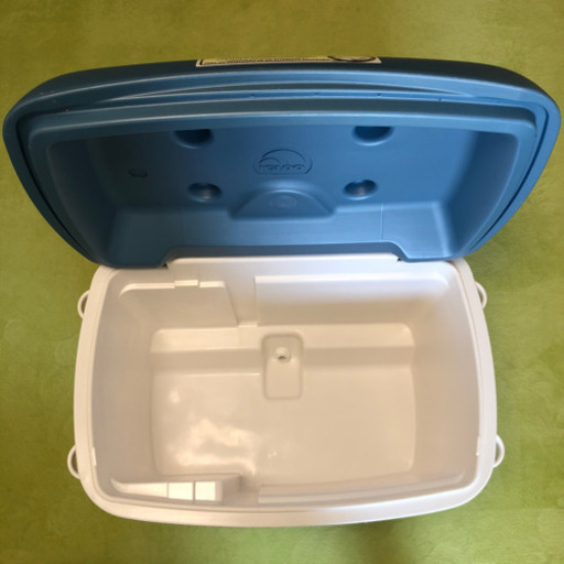 イグルー　クーラーボックス58L