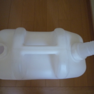 ポリ容器ノズル　中栓付き　20Lの画像