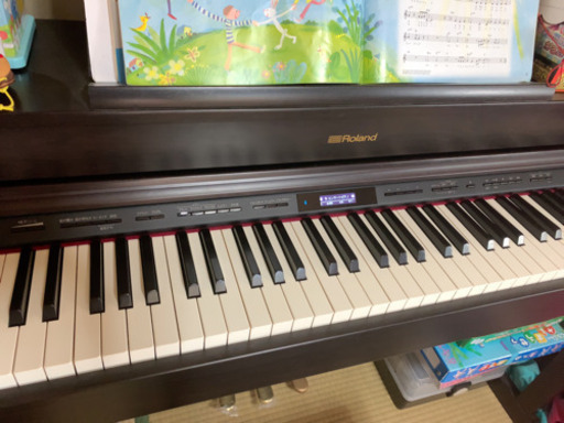 お値下げ！Roland 2016年製ローランド電子ピアノ HP603-CP 木目調
