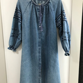 《取引中》カーディガンとワンピース値下げました(๑ ́ᄇ`๑)
