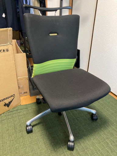 オカムラ フィーゴ ライムグリーン feego