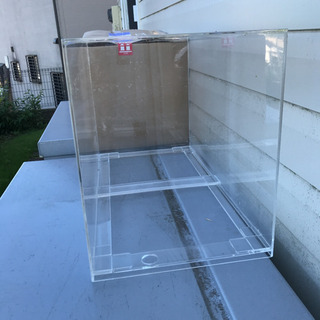 引取り限定　横浜市　アクリル水槽 有名老舗メーカー製アクリル水槽60cmサイズ