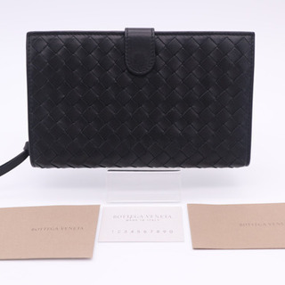《BOTTEGA VENETA/イントレチャート 二つ折り長財布》ABランク 黒