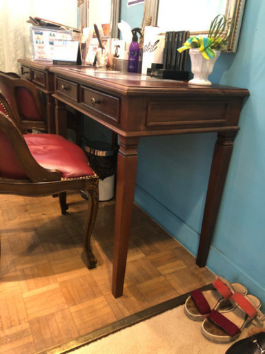 定価60000円　机&椅子セット　ドレッサーとして使用してました