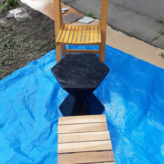 チェア2脚　テーブル1台　セット