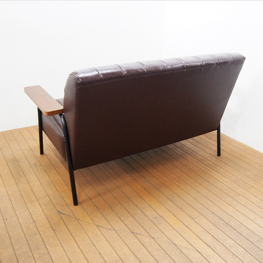 【美品】北欧モダンデザイン 2Pソファ (EA62)