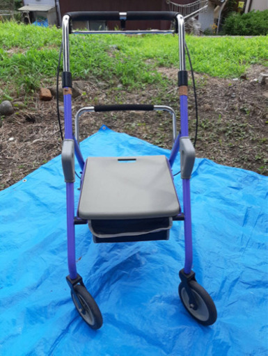 介護用　シルバーカー　