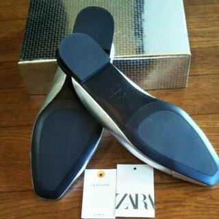 新品 ZARA シルバー ミュール 5の画像