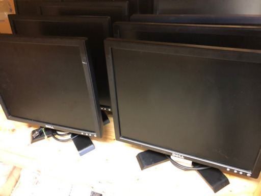 液晶モニター　17インチ　DELL 残り7台