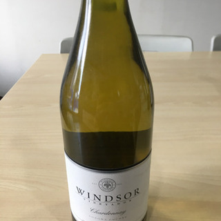 ワイン　赤白二本の画像