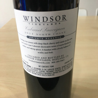 ワイン　赤白二本の画像