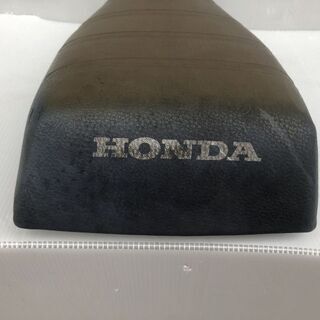 ★発送可★ HONDA バイク シート 幅約27cm ホンダの画像