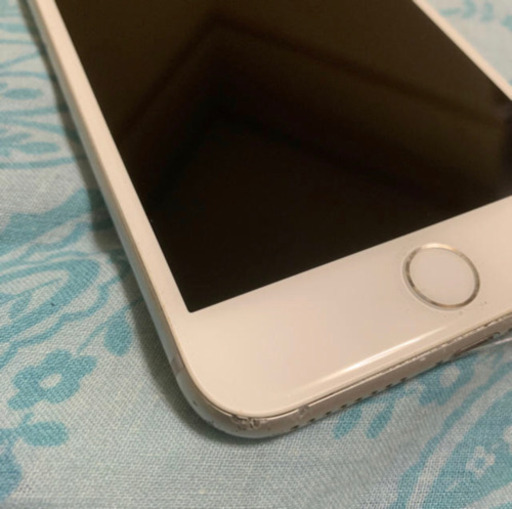 iPhone 8plus 256GB docomo→SIMフリー化済み