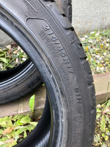 バリみぞ　215/45R17 2019年製　KENDA ケンダ