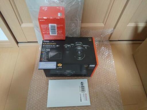 新品未開封α7 IIIズームレンズキット
FE35mmF1.8+おまけ