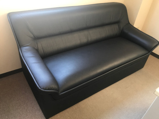 美品！黒2〜3人掛け黒ソファー