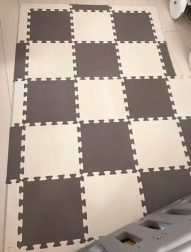 抗菌　ジョイントマット　フロアマット　マット　美品　プレイマット　床暖房対応　Caraz マット　ベビー　赤ちゃん