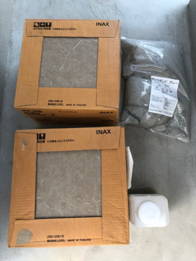 LIXIL タイル　屋外用　DIY