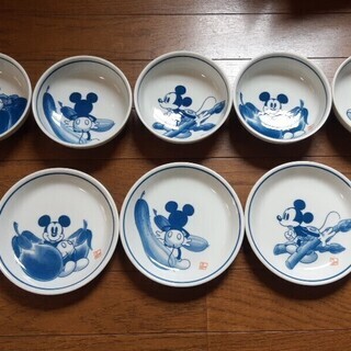【美品！ディズニーのお皿とお椀 計１０点】