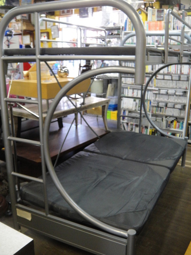 スチール2段ベッド　二段ベッド　組み立て式　パイプベッド　パイプ二段ベッド