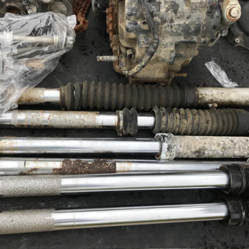 お陰様で決まりました。ヤマハXT250 3Y5 ジャンク部品セット